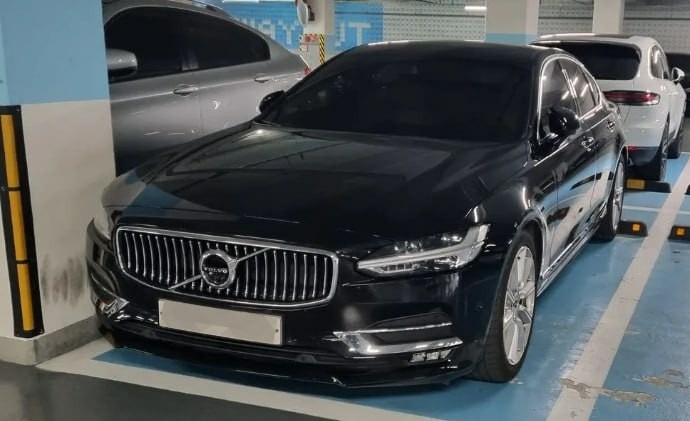 S90 Ⅱ T5 FWD 매물 썸네일