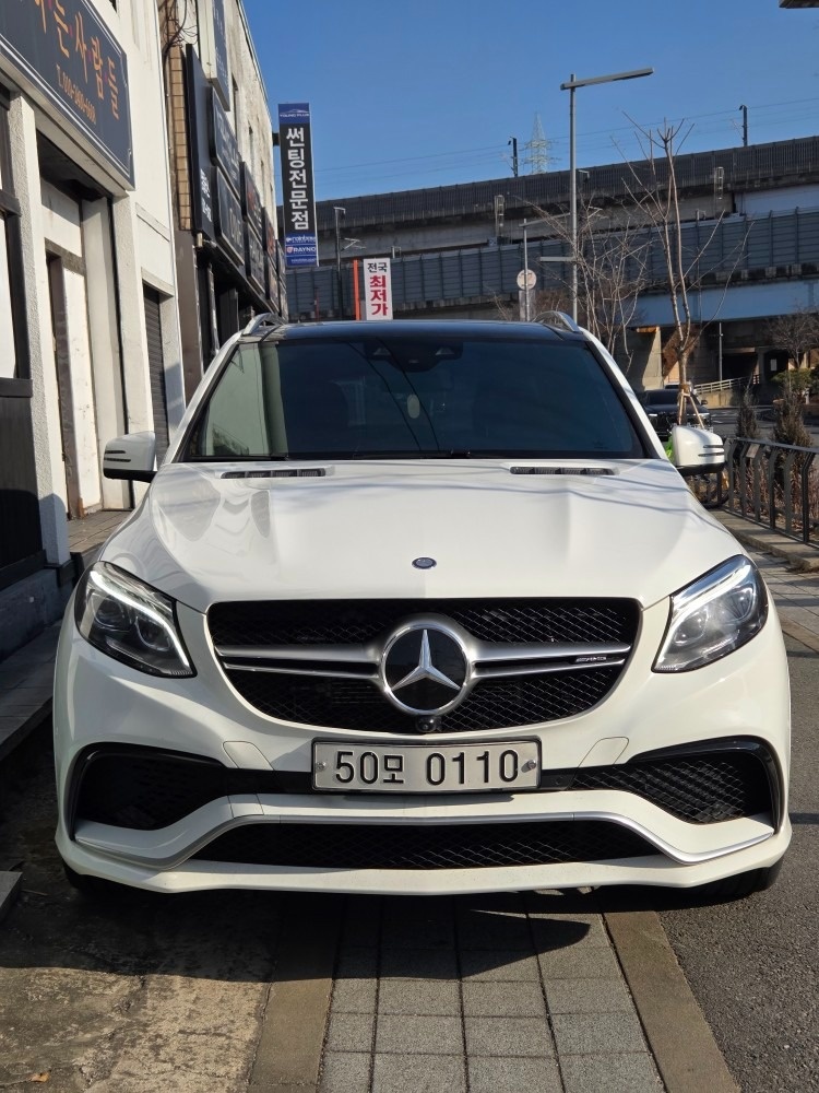 GLE 클래스 W166 GLE63 amg 4Matic (557마력) 매물 썸네일