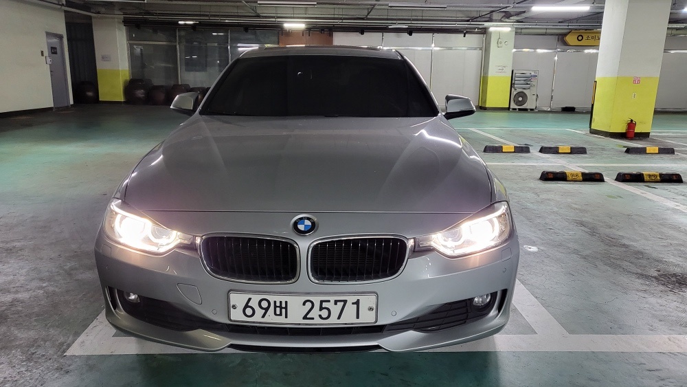 3시리즈 F30 320d 세단 (184마력) 매물 썸네일