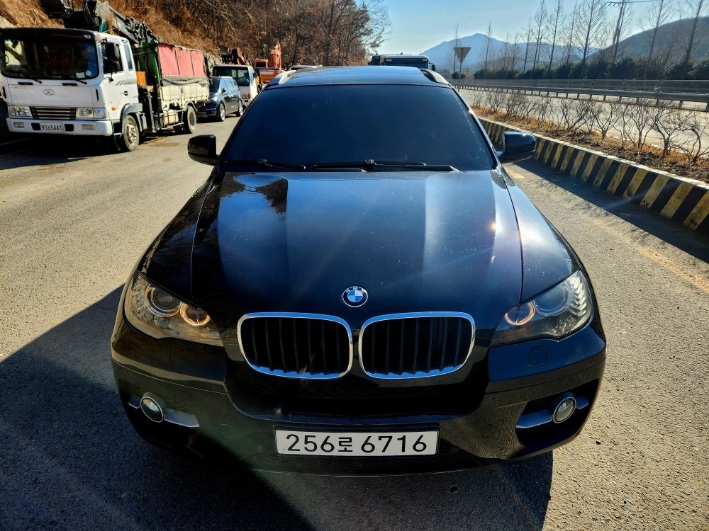 X6 E71 30d xDrive 후기형 (245마력) 매물 썸네일