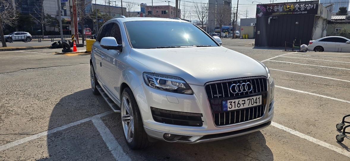 Q7 4L 3.0 TDI 콰트로 (239마력) 매물 썸네일