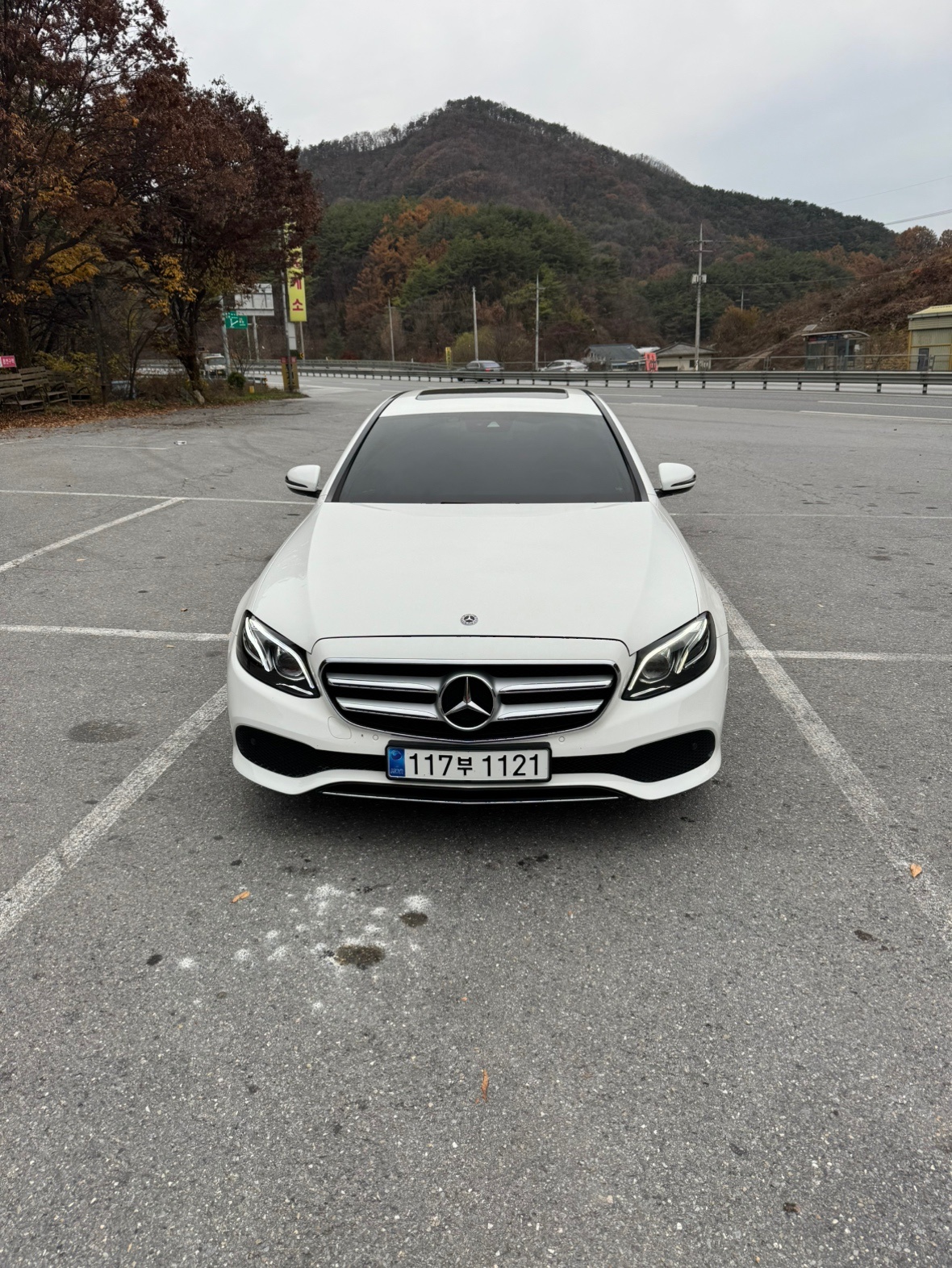 E 클래스 W213 E220 d 전기형 (163마력)아방가르드 매물 썸네일