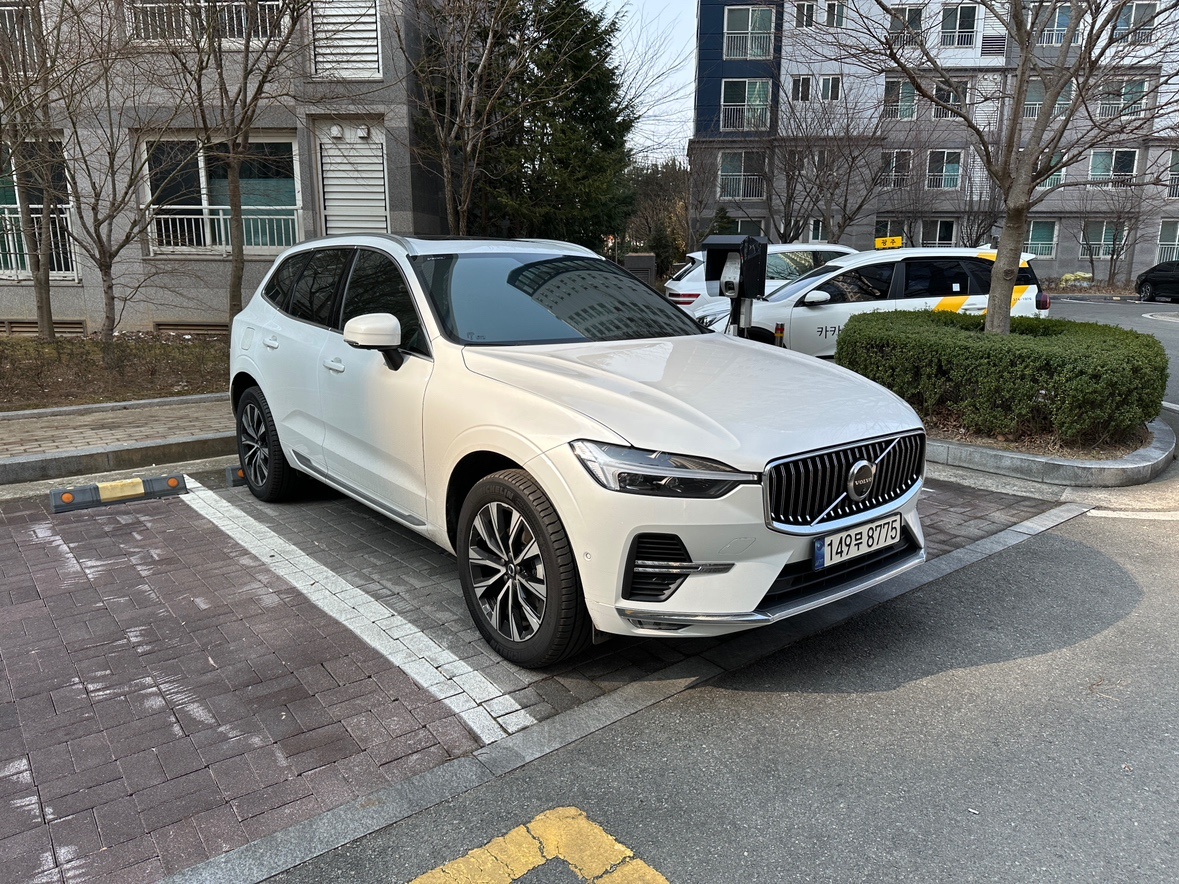 XC60 Ⅱ B5 AWD 매물 썸네일