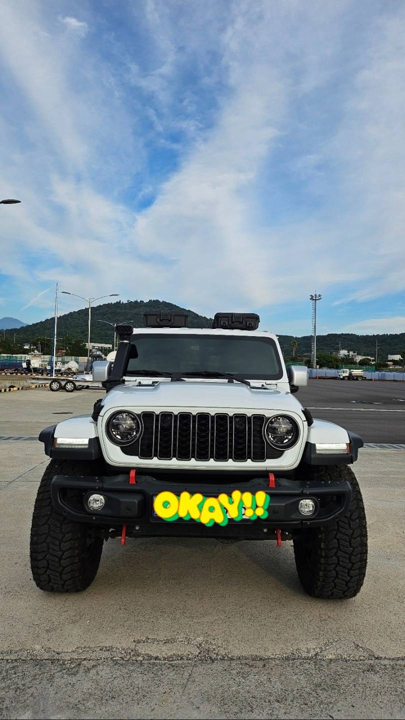 랭글러 JL 4도어 2.0 터보 4WD 사하라 매물 썸네일