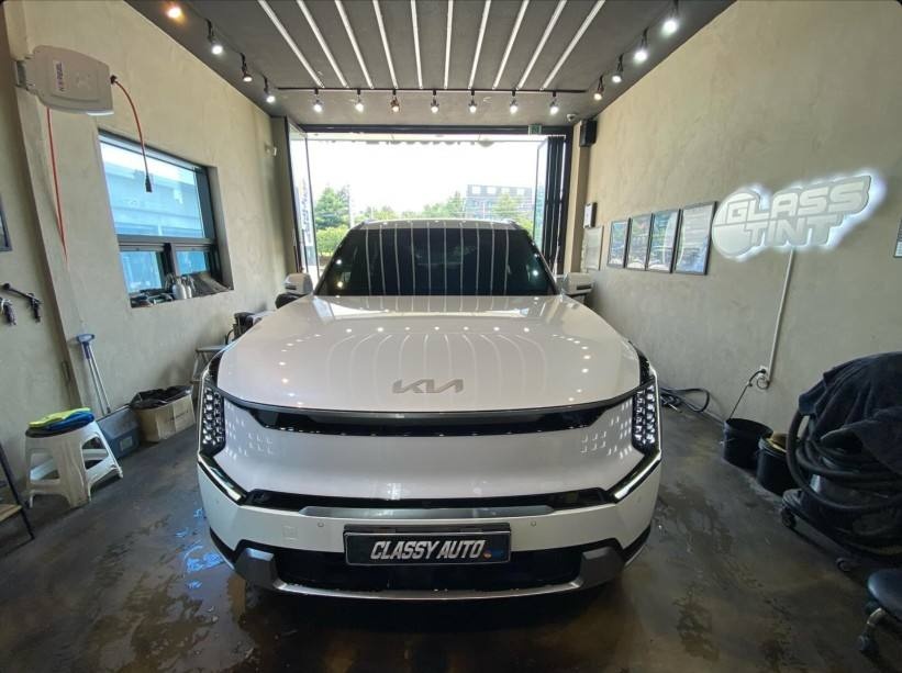 EV9 MV1 BEV(롱레인지/99.8kWh) 4WD 어스(6인승-스위블) 매물 썸네일