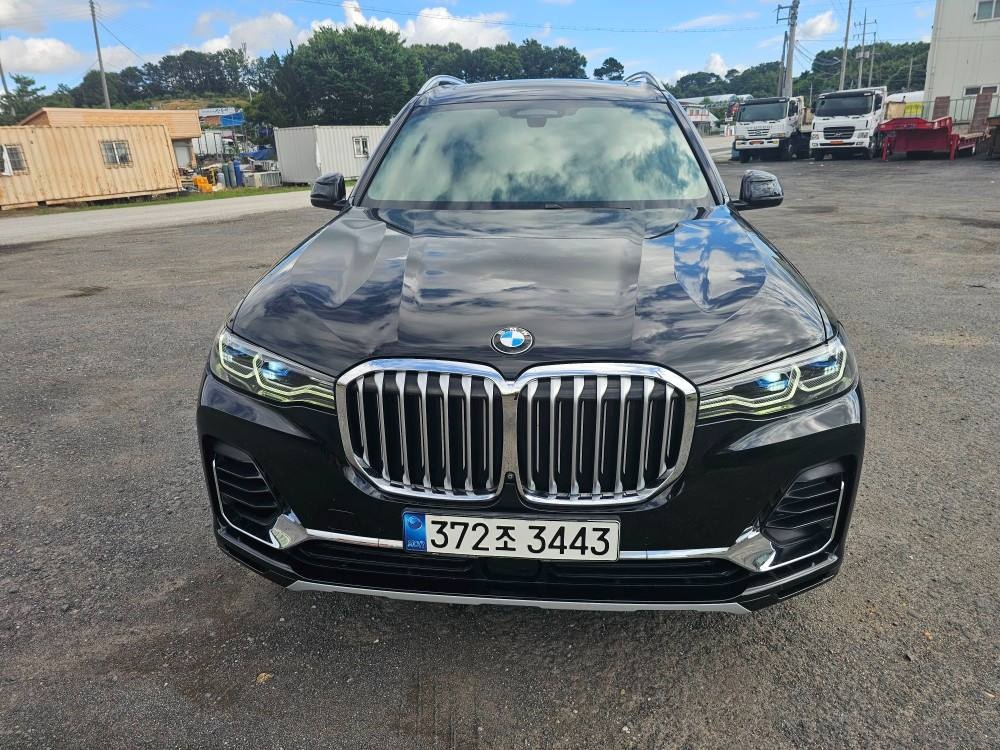 X7 G07 40d xDrive 전기형 (340마력) 매물 썸네일