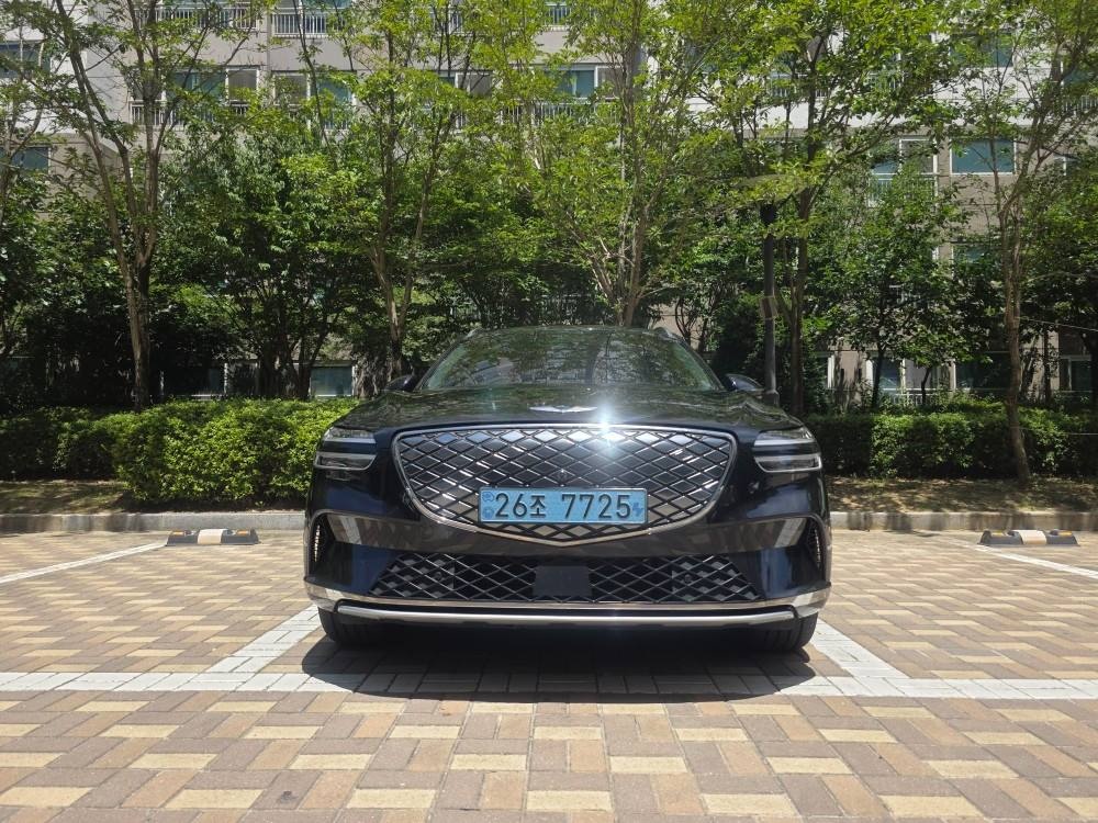GV70  JK1 5인승(BEV 77.4kWh) AWD 19인치 (SDS1) 매물 썸네일