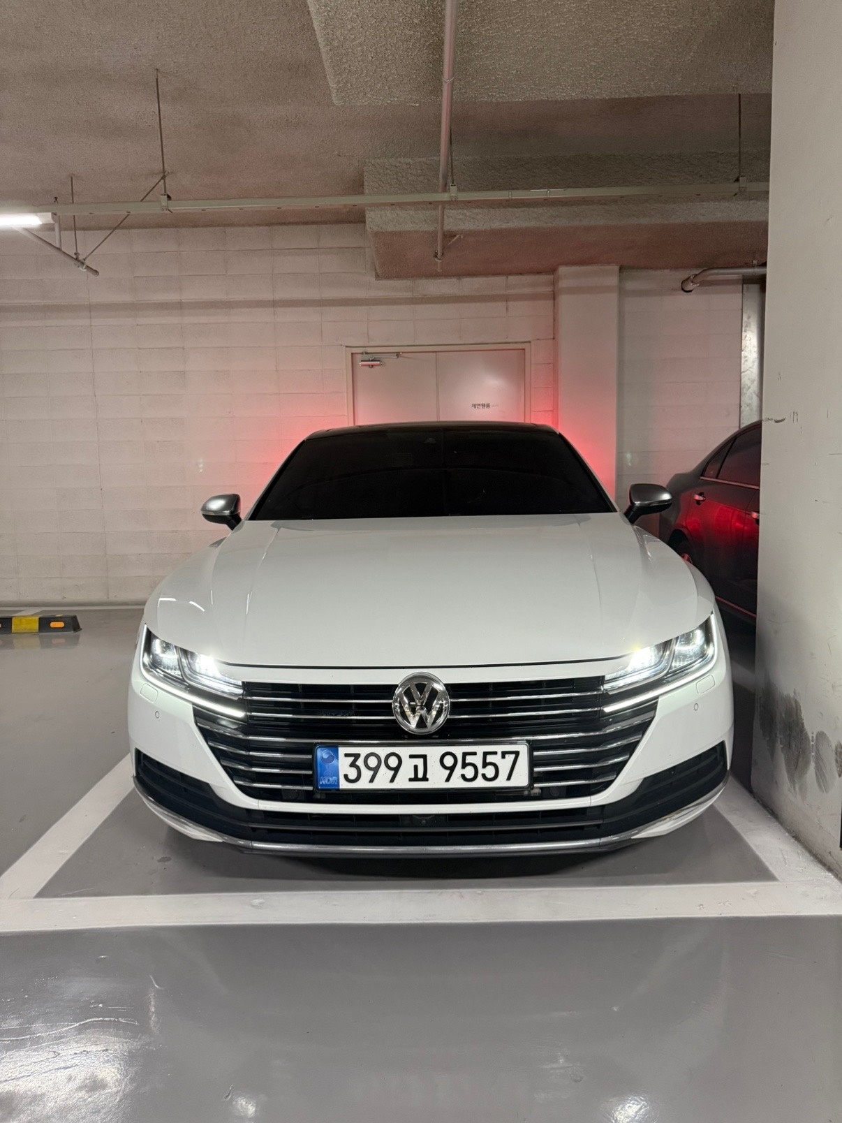 아테온 2.0 TDi 프레스티지 매물 썸네일
