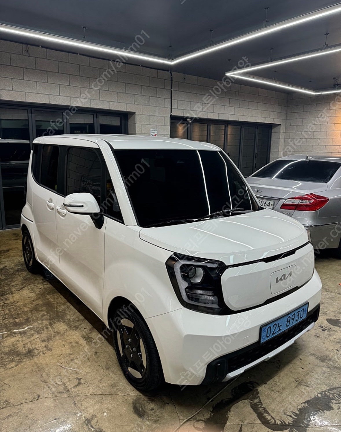 더 뉴 레이 PE2 TAM BEV(35.2 kWh) FWD 에어(205km) 매물 썸네일