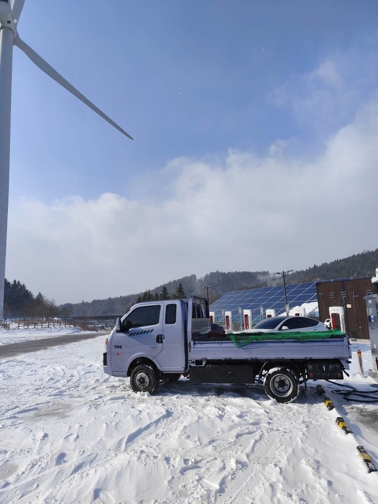 T4K 슈퍼캡(롱레인지/82kWh) 프리미엄(241km) 매물 썸네일