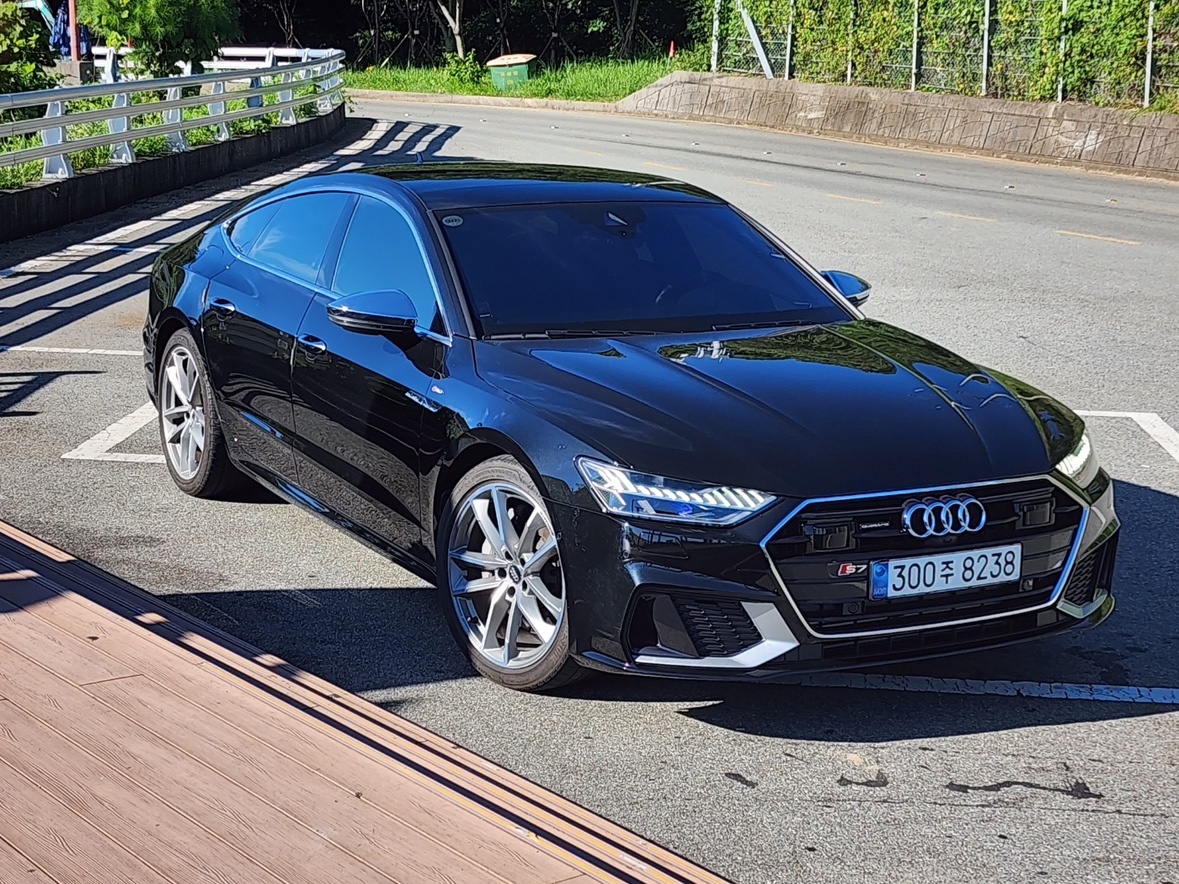 A7 Sportback 4K8 55 TFSI 콰트로 (340마력)프리미엄 매물 썸네일