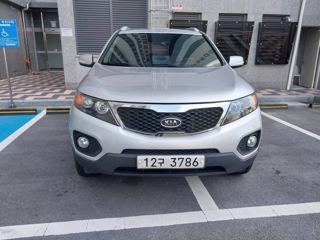 쏘렌토 R XM 7인승(디젤 2.2) 4WD TLX 최고급형 매물 썸네일