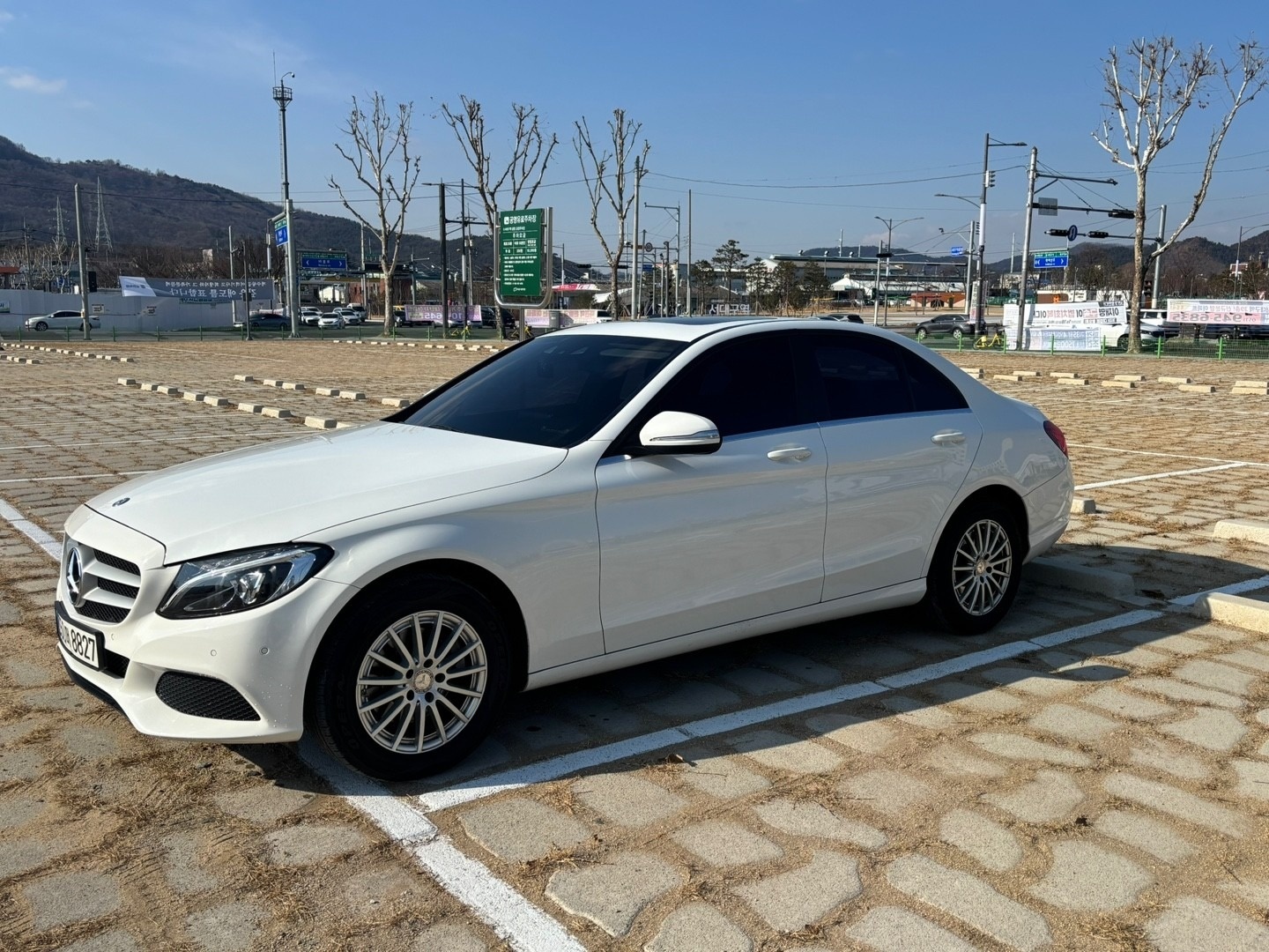 C 클래스 W205 C200 전기형 (211마력)아방가르드 매물 썸네일