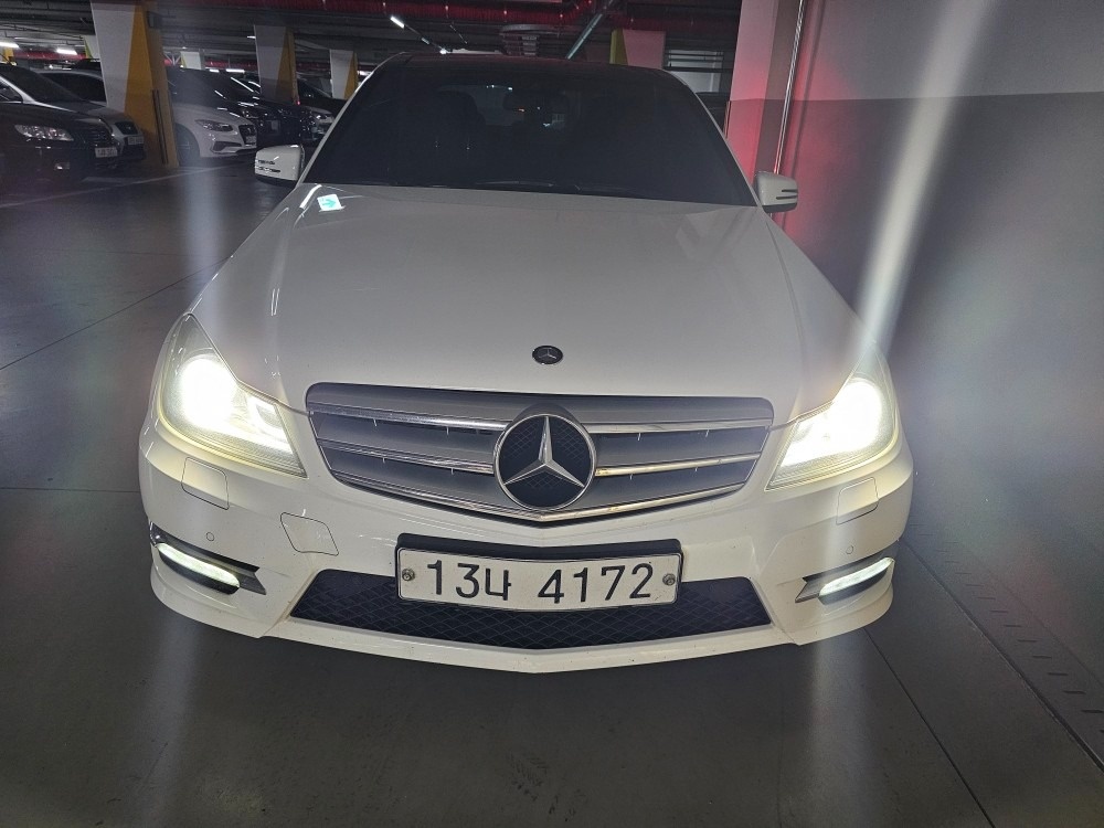 C 클래스 W204 C220 CDI (170마력)블루이피션시 매물 썸네일