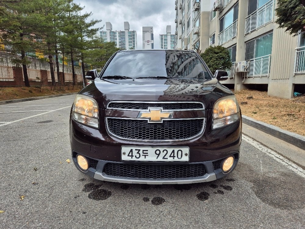 올란도 MPV7 7인승(2.0 디젤) FWD LT 프리미엄 매물 썸네일