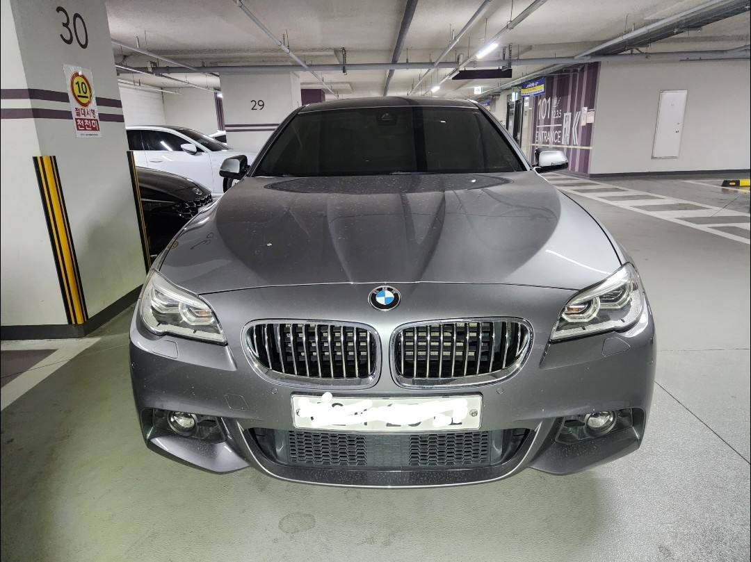 5시리즈 F10 520d xDrive 후기형 (190마력)M 에어로 다이나믹 매물 썸네일
