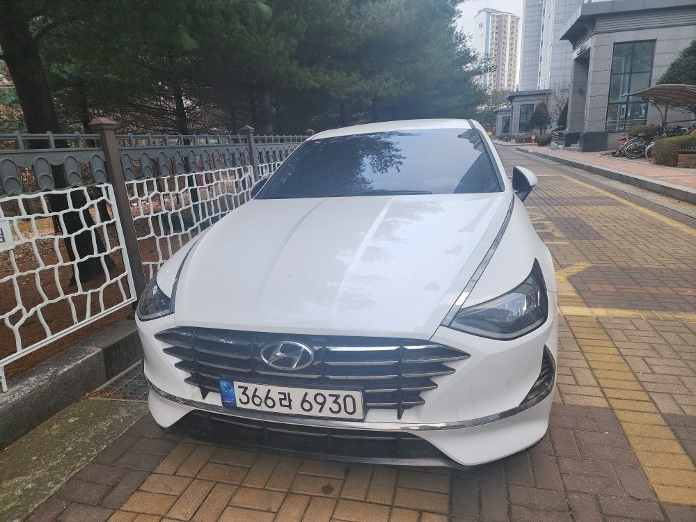 신형 쏘나타 DN8 2.0 CVVL FWD 프리미엄 패밀리 매물 썸네일