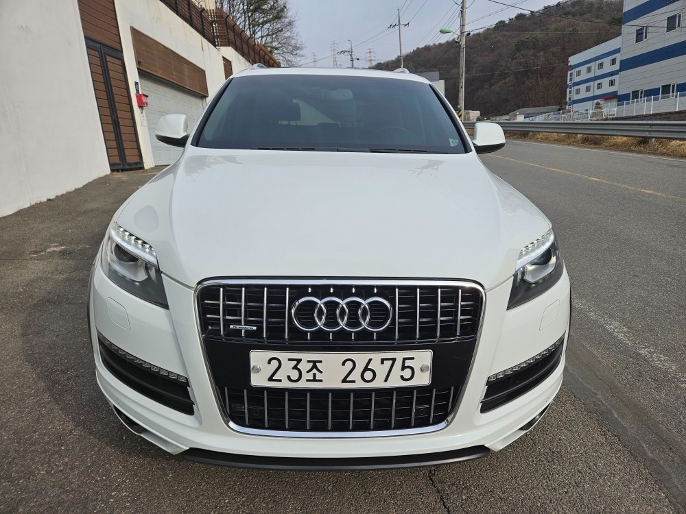 Q7 4L 3.0 TDI 콰트로 (233마력) 매물 썸네일