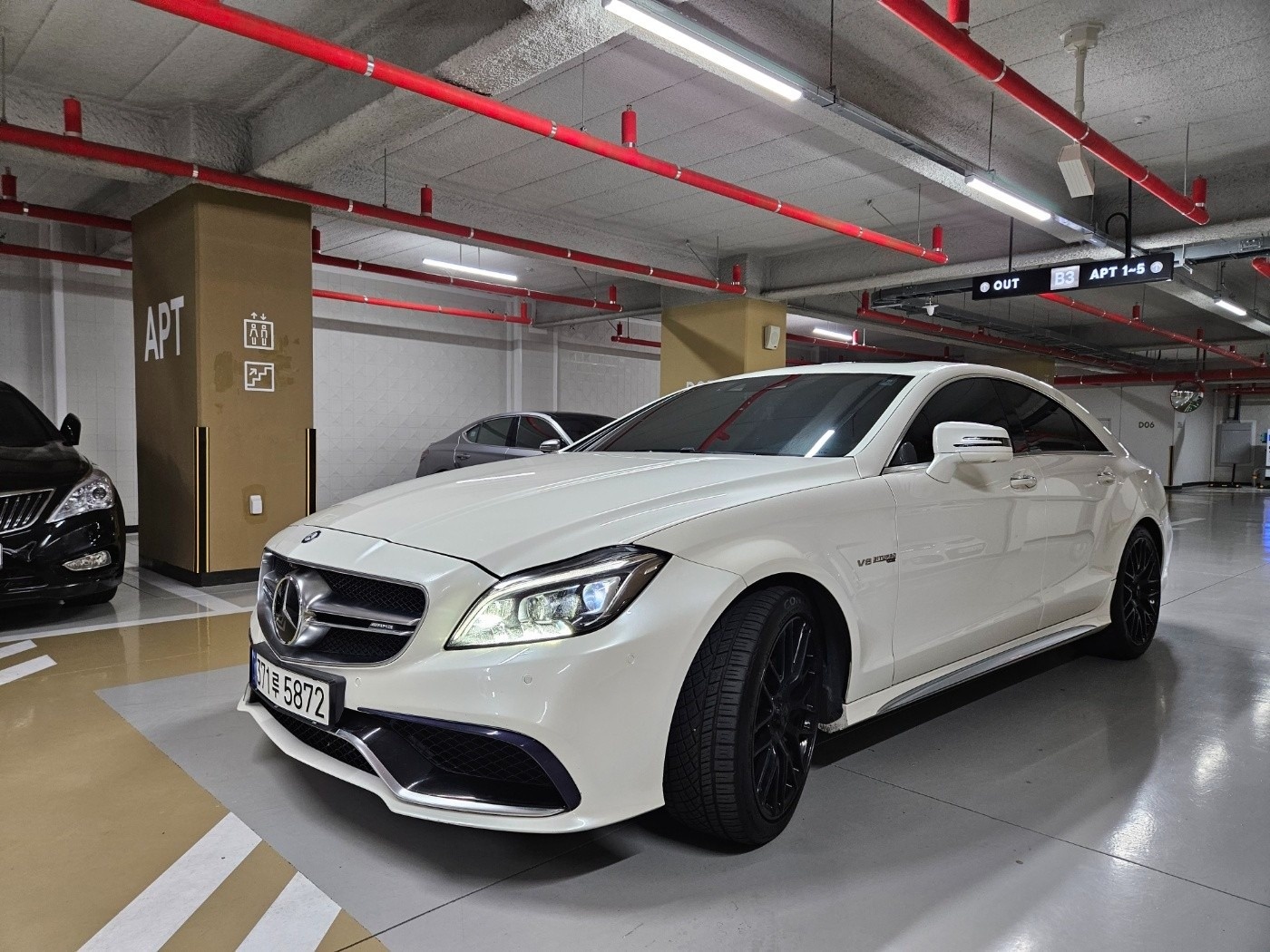 CLS 클래스 W218 CLS63 S amg 4Matic 후기형 (585마력) 매물 썸네일