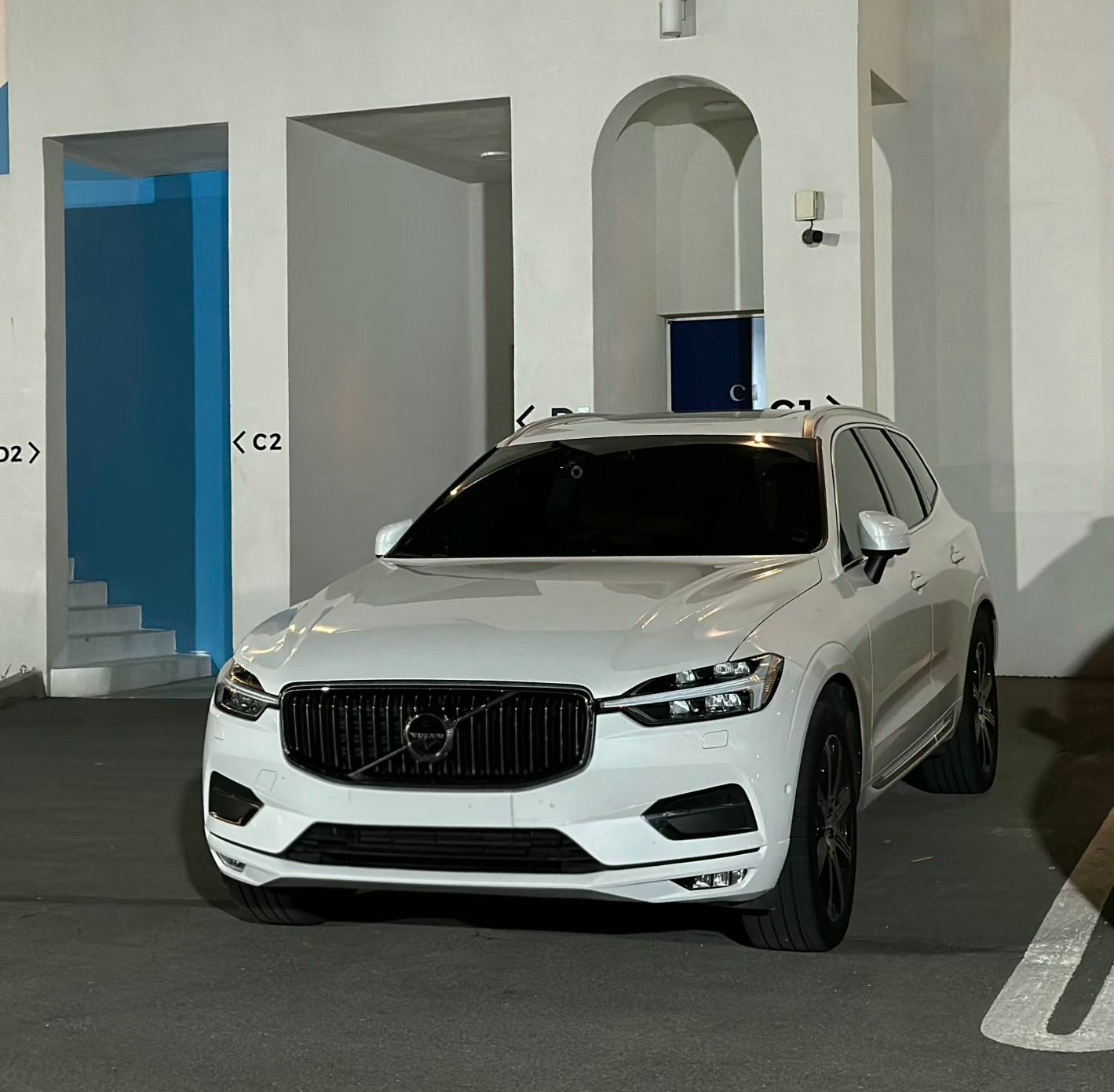XC60 Ⅱ D5 AWD 전기형 (235마력) 매물 썸네일