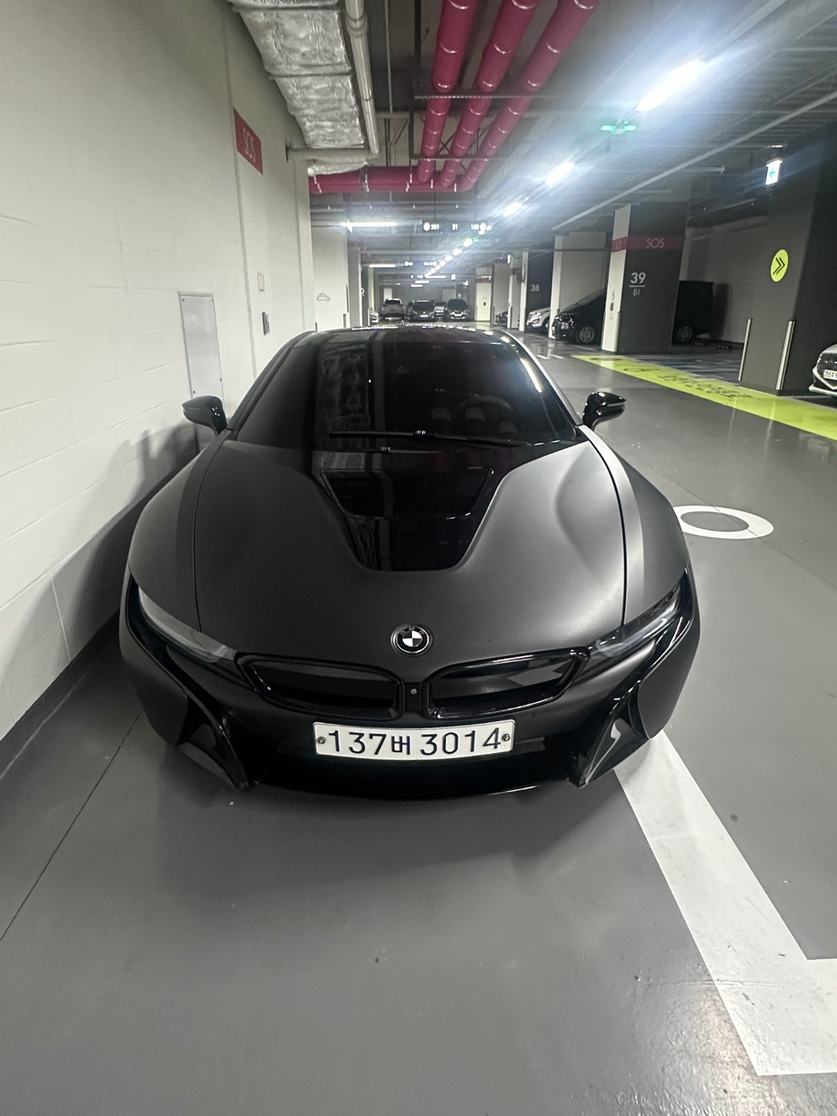 i8 I12 1.5 PHEV 쿠페 4WD 전기형 (231마력) 매물 썸네일