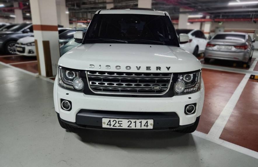 디스커버리 4 L319 3.0 TD V6 매물 썸네일