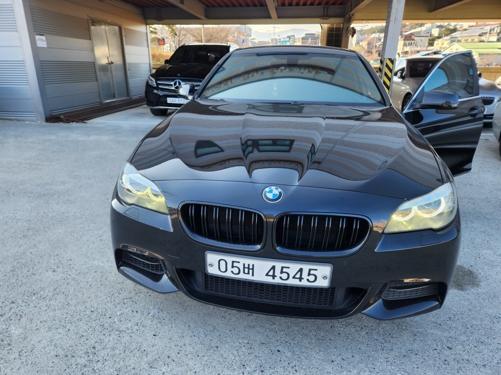 5시리즈 F10 525d xDrive (218마력) 매물 썸네일