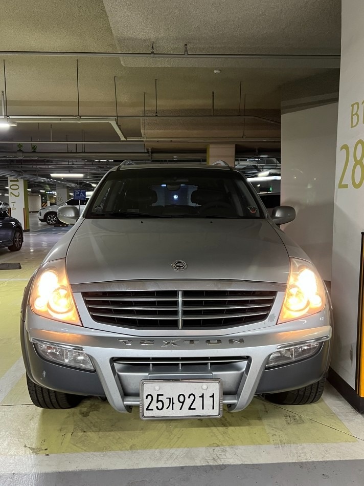 뉴 렉스턴 Y200 7인승(디젤 RX5 EDi) 4WD 매물 썸네일