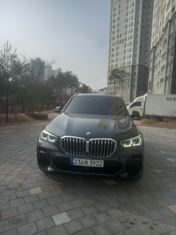 X5 G05 40 i xDrive 후기형 (381마력)M 스포츠 매물 썸네일