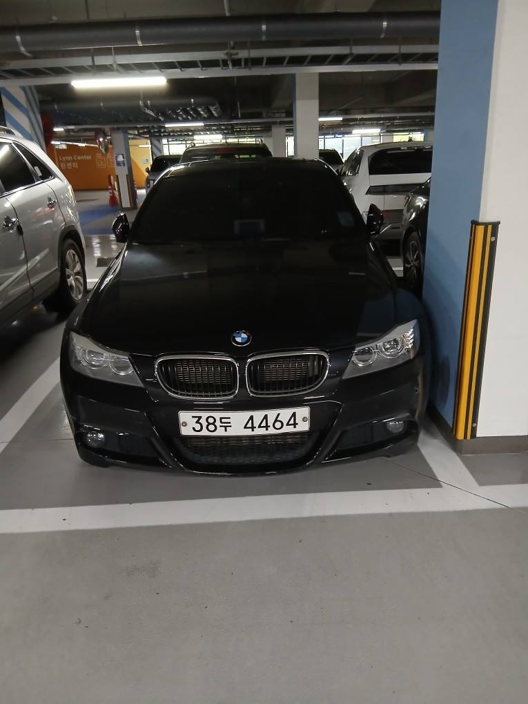 3시리즈 E90 320d 세단 후기형 (184마력) 매물 썸네일