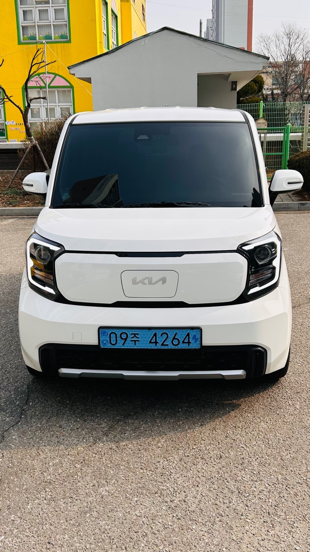 더 뉴 레이 PE2 TAM BEV(35.2 kWh) FWD 에어(205km) 매물 썸네일