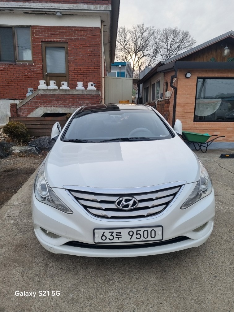 YF 쏘나타 LPi Y20 렌트 프리미어 매물 썸네일