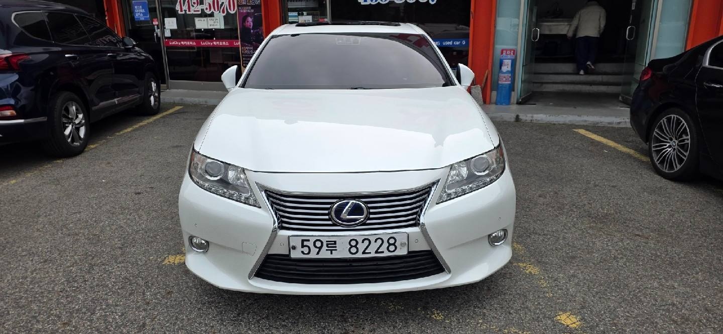 ES XV60 ES 300h 이그제큐티브 매물 썸네일