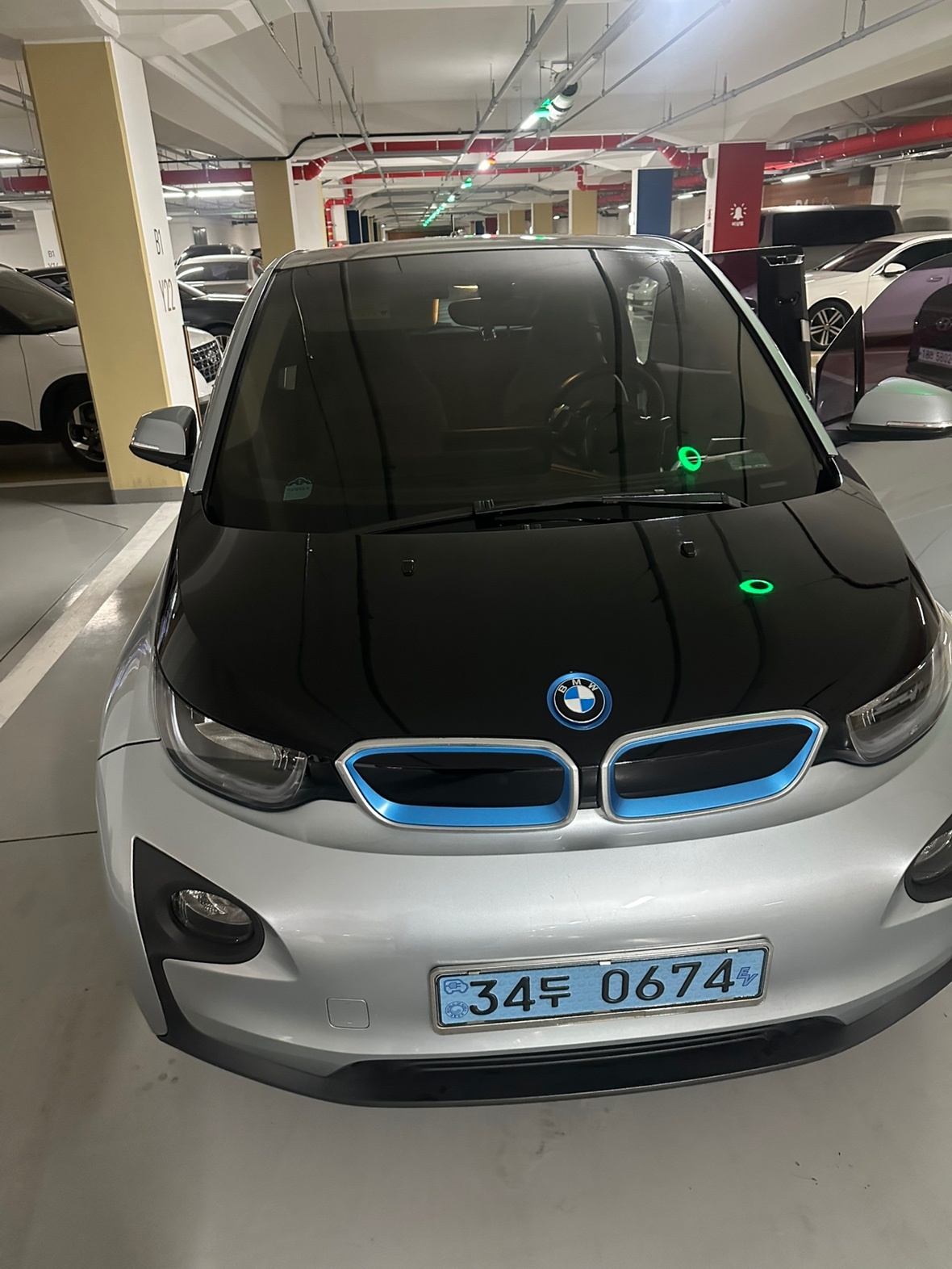 i3 IO1 BEV(22.6kWh) FWD (170마력) 매물 썸네일