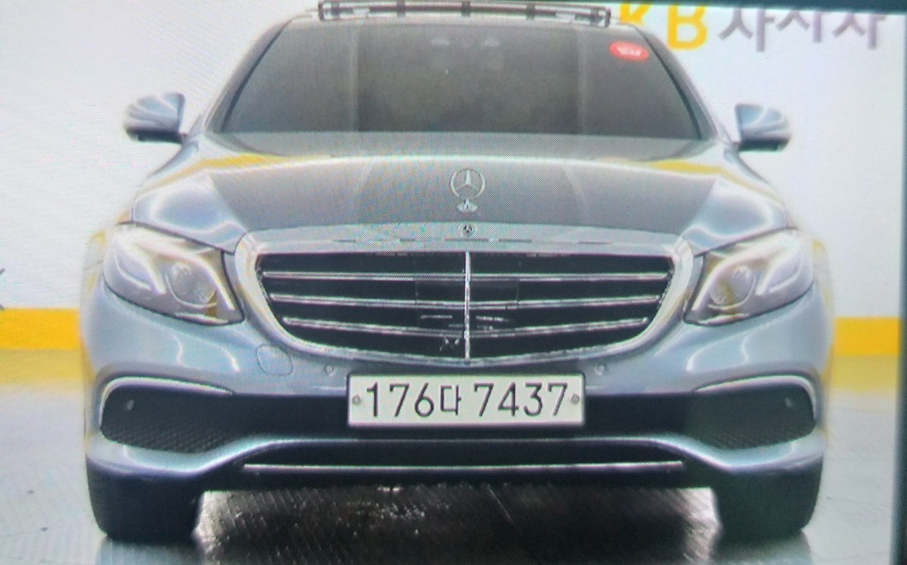 E 클래스 W213 E450 4Matic 전기형 (362마력)익스클루시브 매물 썸네일