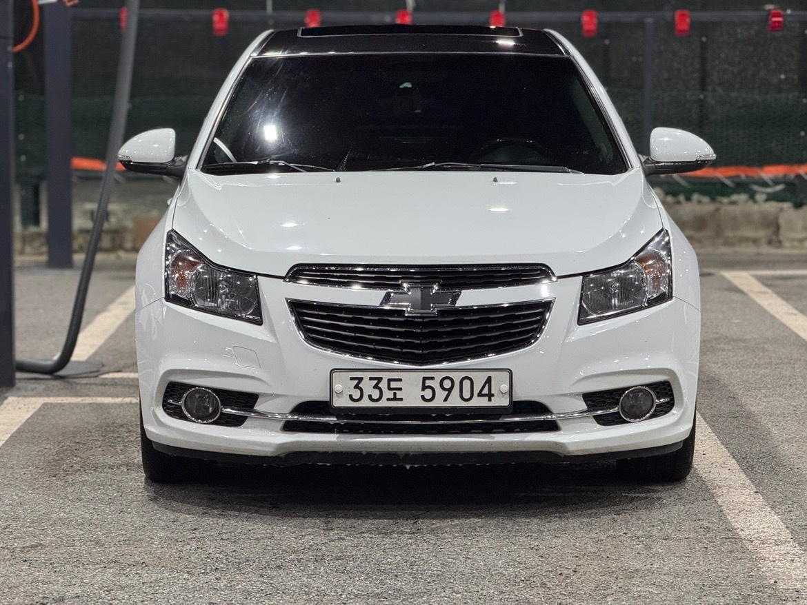 크루즈 J300 4도어 2.0 디젤 FWD LTZ+ 매물 썸네일
