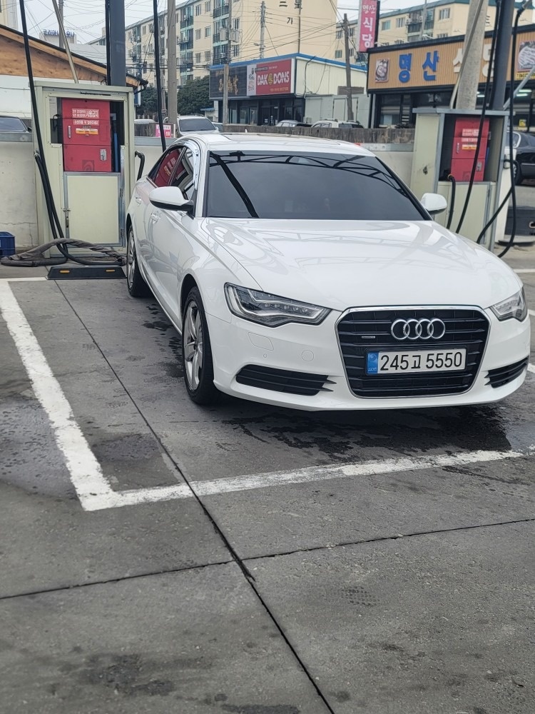 A6 C7/4G 40 TFSI 콰트로 (220마력)다이나믹 매물 썸네일