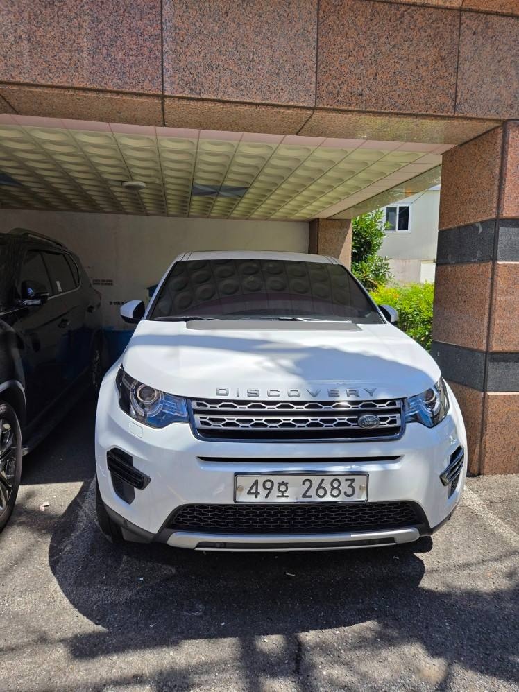 디스커버리 스포츠 L550 2.0 TD4 AWD (180마력)SE 매물 썸네일