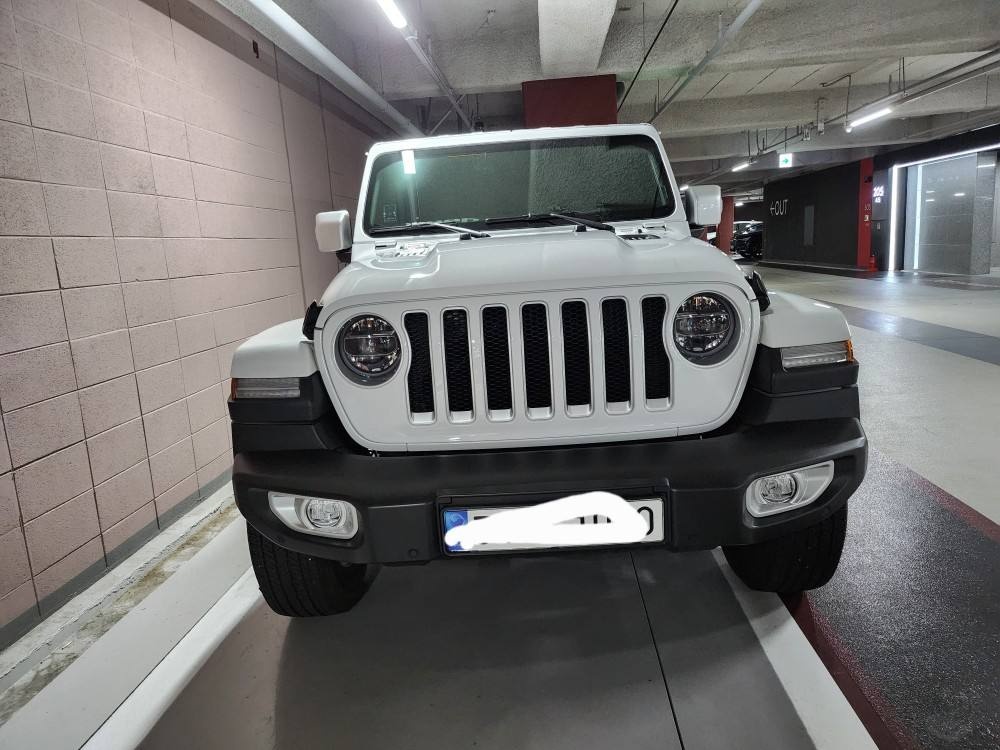 랭글러 JL 4도어 2.0 터보 4WD 사하라 매물 썸네일
