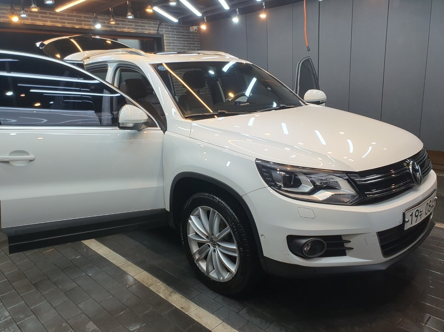 뉴 티구안 5N 2.0 TDI BMT (150마력) 매물 썸네일