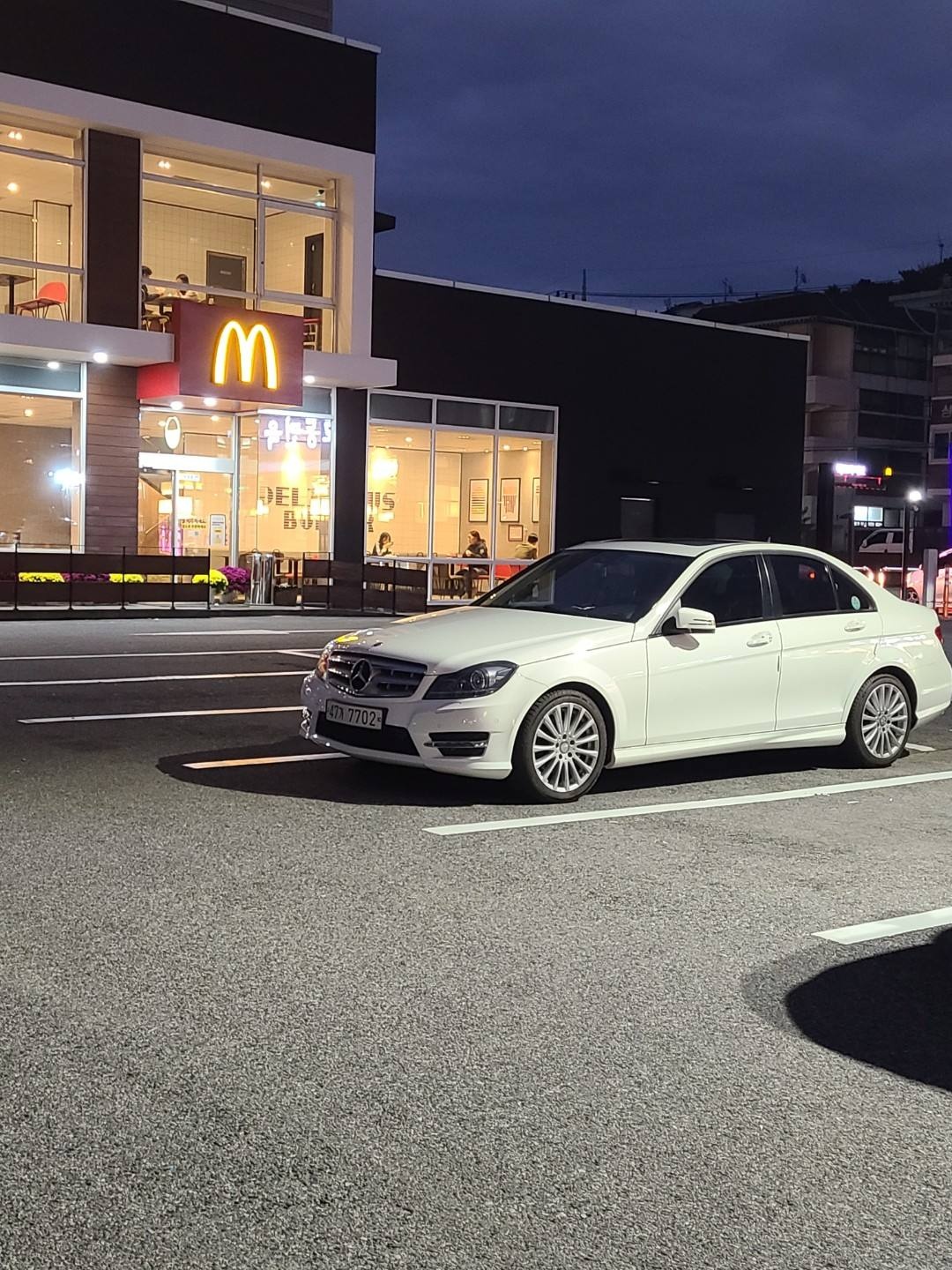 C 클래스 W204 C220 CDI (170마력)블루이피션시 매물 썸네일