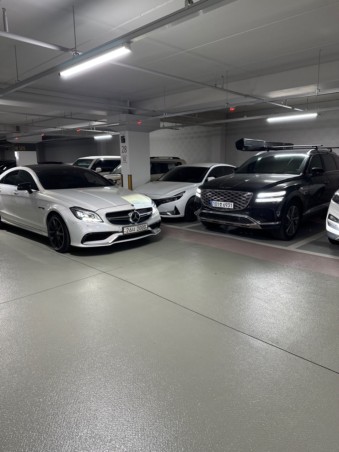 CLS 클래스 W218 CLS63 amg 4Matic 후기형 (575마력) 매물 썸네일