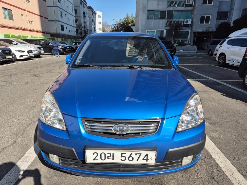 뉴 프라이드 JB 4DR 1.6(CVVT) SLX 매물 썸네일