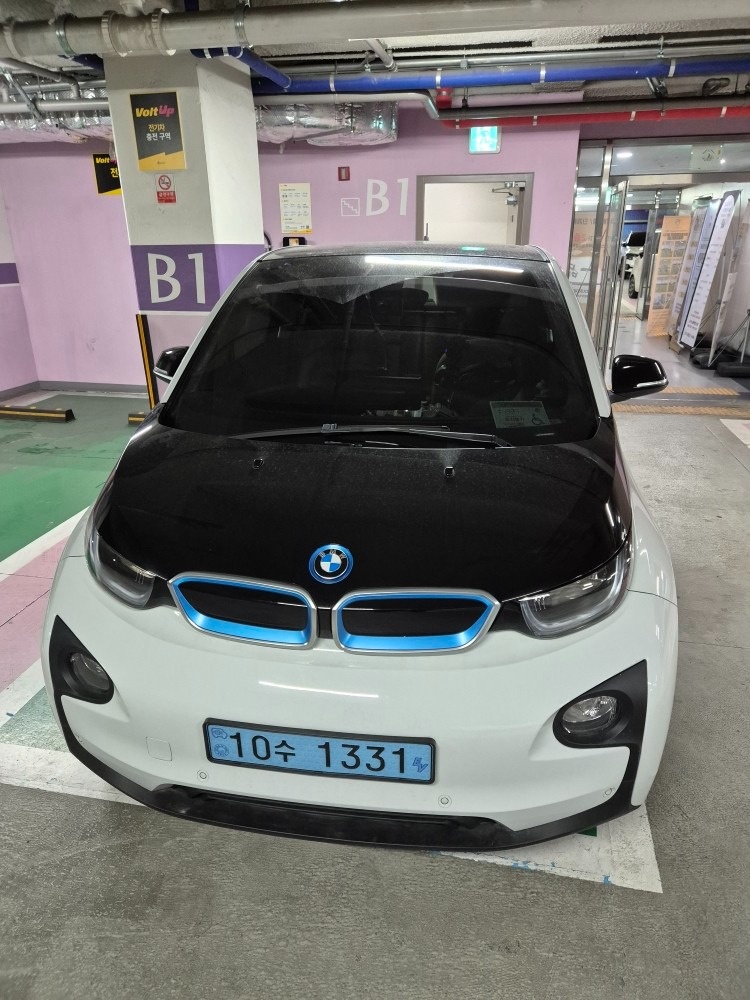 i3 IO1 BEV(27.2kWh) FWD 룩스 매물 썸네일