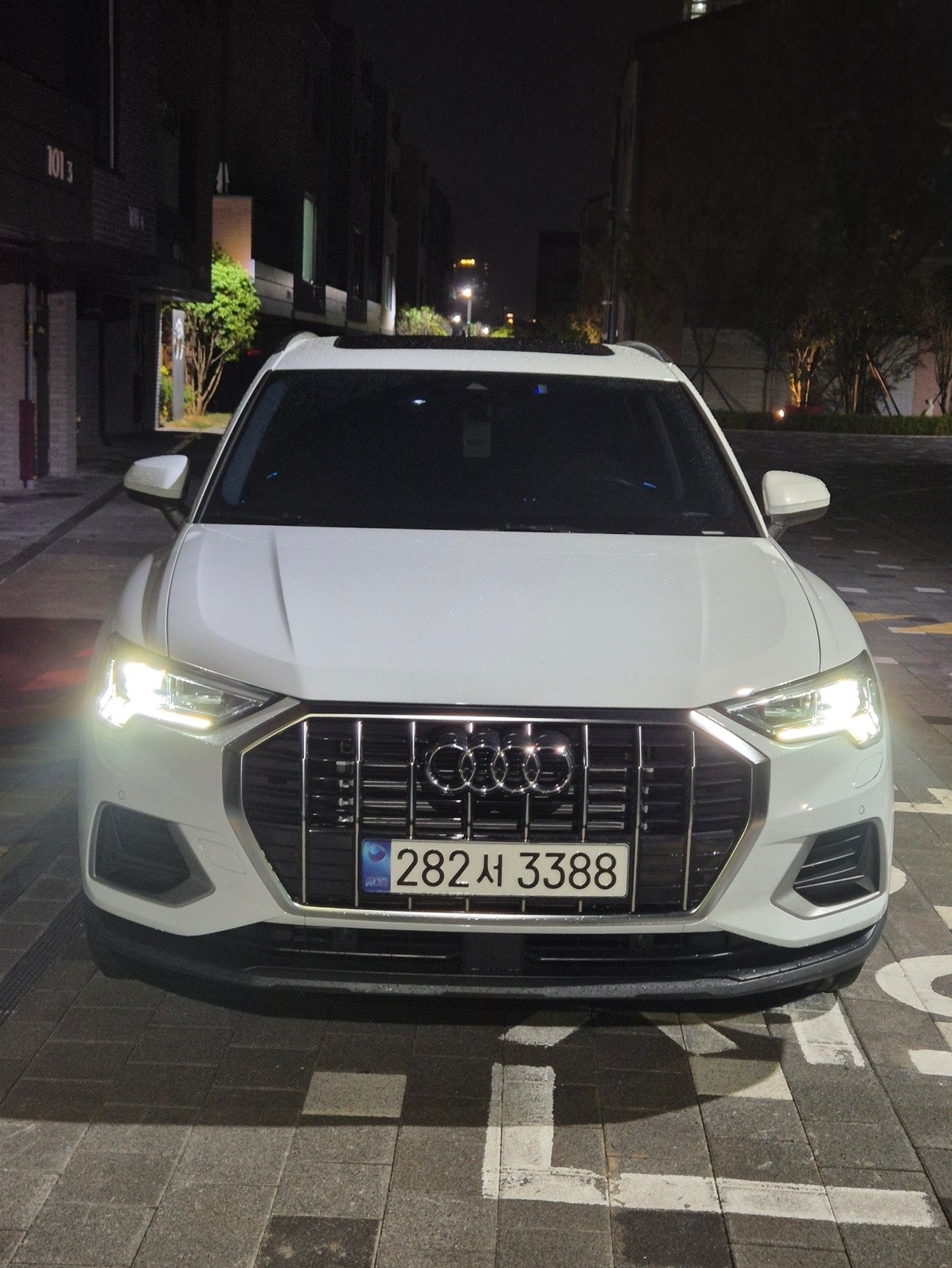 Q3 F3 40 TFSI 콰트로 (186마력) 매물 썸네일