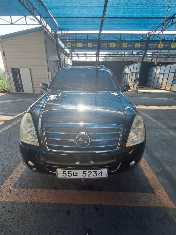 슈퍼 렉스턴 Y200 7인승(디젤 RX6) 4WD 최고급 매물 썸네일