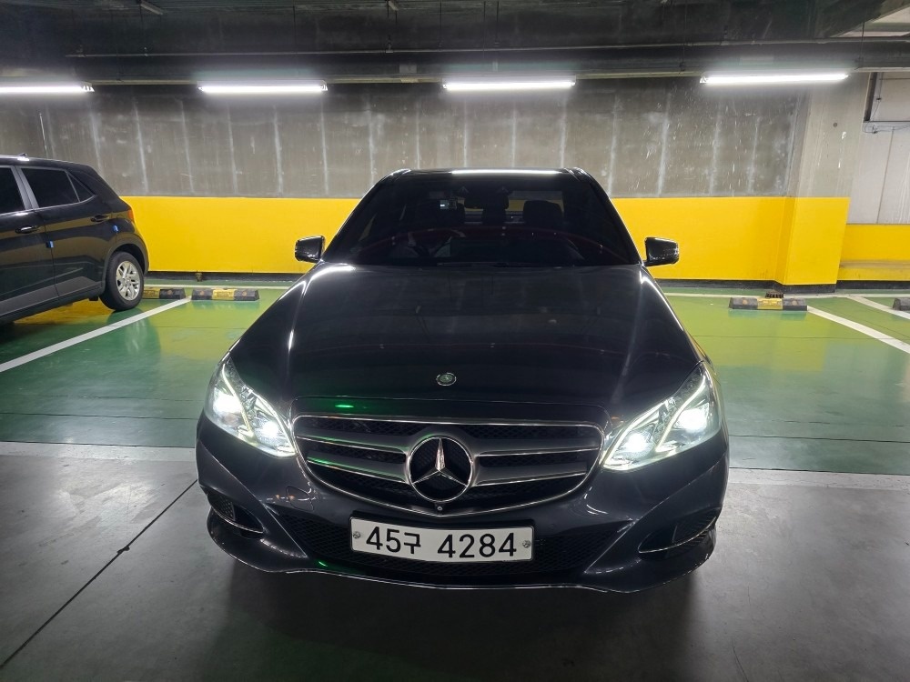 E 클래스 W212 E250 블루텍 4Matic 후기형 (204마력)아방가르드 매물 썸네일