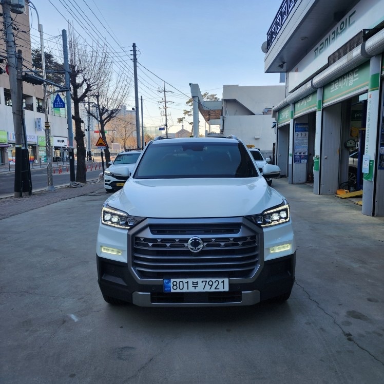 뉴 렉스턴 스포츠 Q261 5인승(디젤 2.2) 4WD (쿨멘) 노블레스 매물 썸네일