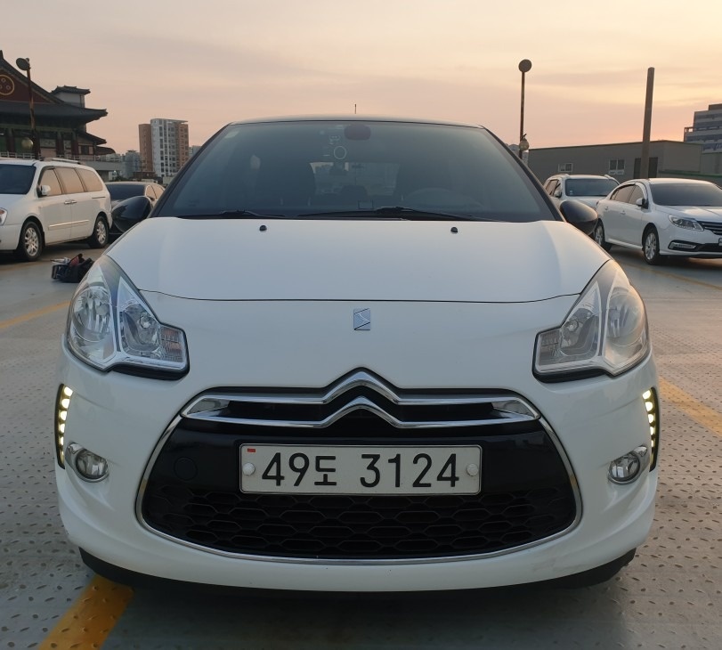 DS3 1.6 e-HDi 시크+ 매물 썸네일