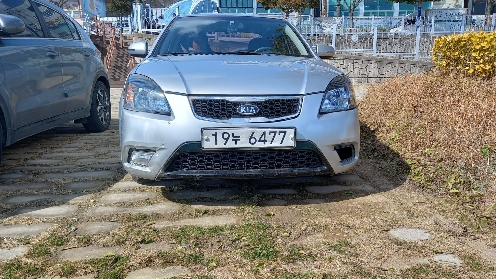 뉴 프라이드 JB 4DR 1.4(DOHC) LX 매물 썸네일